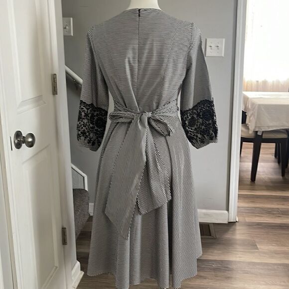 CALVIN KLEIN CUTE DRESS SIZE 8 - Picture 3 of 10